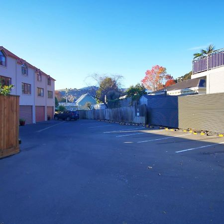 Les Troupes Apartments Akaroa Exterior foto